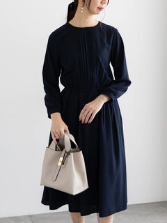 A FERRETTI のブラック ワンピース PHILOSOPHY DI ALBERTA FERRETTI・ブラックワンピース