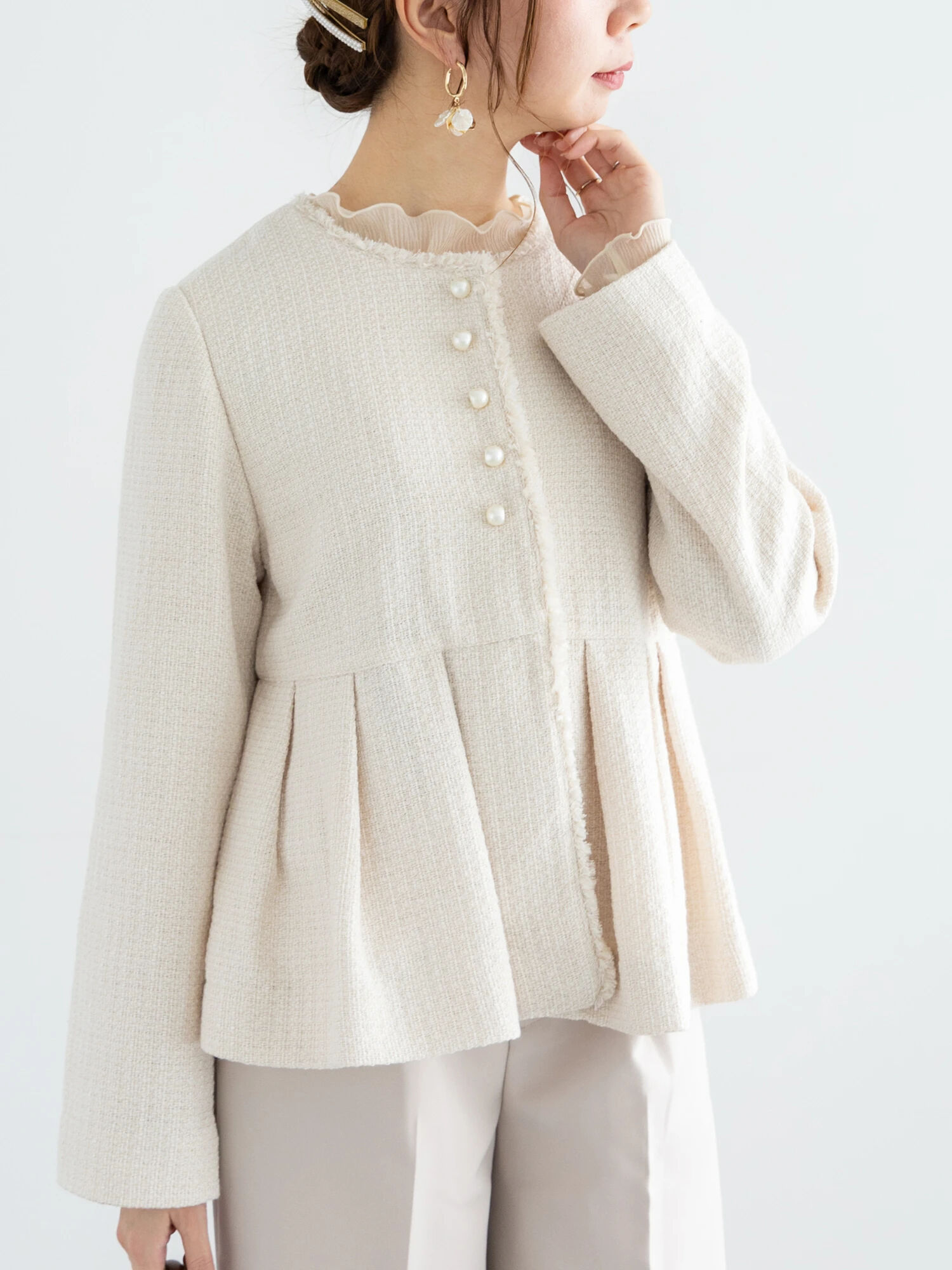 Cygne♡新品未使用　定価39500円　ツイードジャケット Lydie+ 白 Cygne 完売品 ツイードジャケット Lydie白
