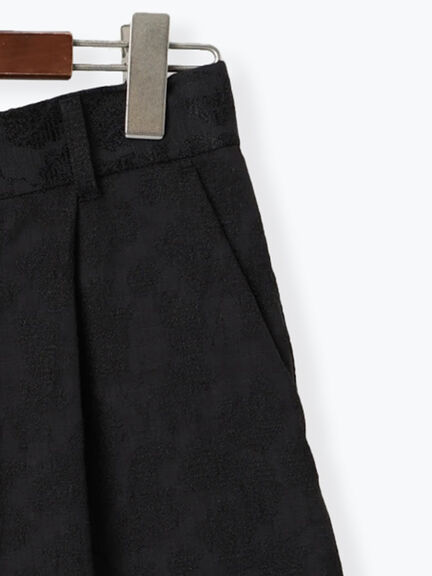 【WEB限定】フローラルジャカードストレートパンツ【セレモニーアイテム】（ブラック）｜Te chichi（テチチ）通販