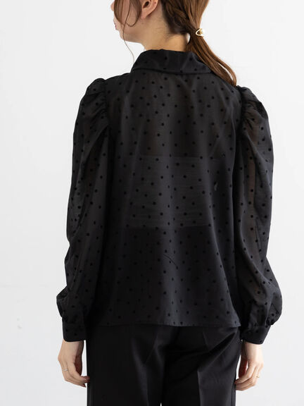 【WEB限定】シアーフロッキードットボウタイブラウス【セレモニーアイテム】（オフホワイト/ブラック）｜Te chichi（テチチ）通販
