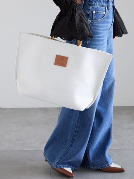 バンブーハンドルトートバッグ《2025spring catalog item》（ホワイト/ブラック/ブラウン）｜Te chichi（テチチ）通販