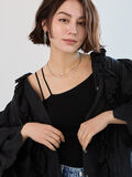 シームレスカップ付きアシメキャミソール《2025spring catalog item》（ブラック）｜Te chichi（テチチ）通販