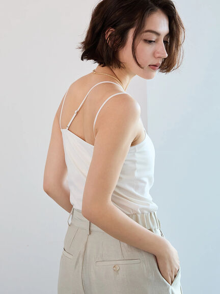 シームレスカップ付きアシメキャミソール《2025spring catalog item》（オフホワイト/ブラック）｜Te chichi（テチチ）通販