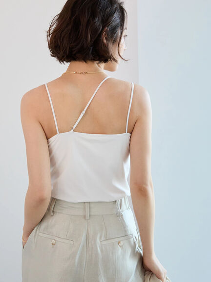 シームレスカップ付きアシメキャミソール《2025spring catalog item》（オフホワイト/ブラック）｜Te chichi（テチチ）通販
