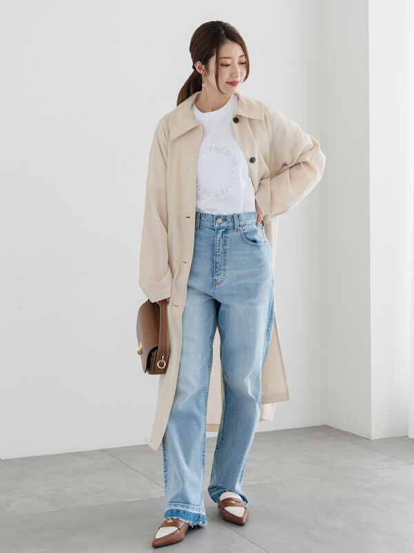 セール】 【宮本茉由着用】ストレートシルエットDenim（オフホワイト