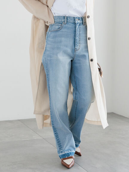 【宮本茉由着用】ストレートシルエットDenim（オフホワイト/サックスブルー/ブルー）｜Te chichi（テチチ）通販
