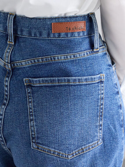 【宮本茉由着用】ストレートシルエットDenim（オフホワイト/サックスブルー/ブルー）｜Te chichi（テチチ）通販
