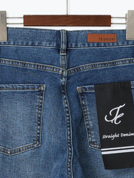 【宮本茉由着用】ストレートシルエットDenim（オフホワイト/サックスブルー/ブルー）｜Te chichi（テチチ）通販