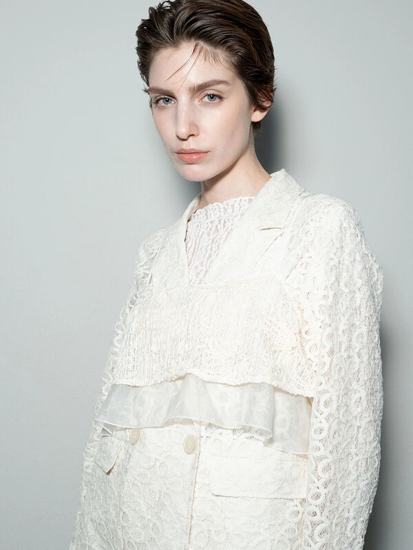 【Atelier Sucre】コードメッシュレースキャミブラウス《2025spring catalog item》（オフホワイト）｜Te chichi（テチチ）通販