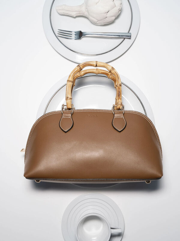 ブラウン バンブーハンドルボストン《2025spring catalog item》（ブラウン）｜Te chichi（テチチ）通販