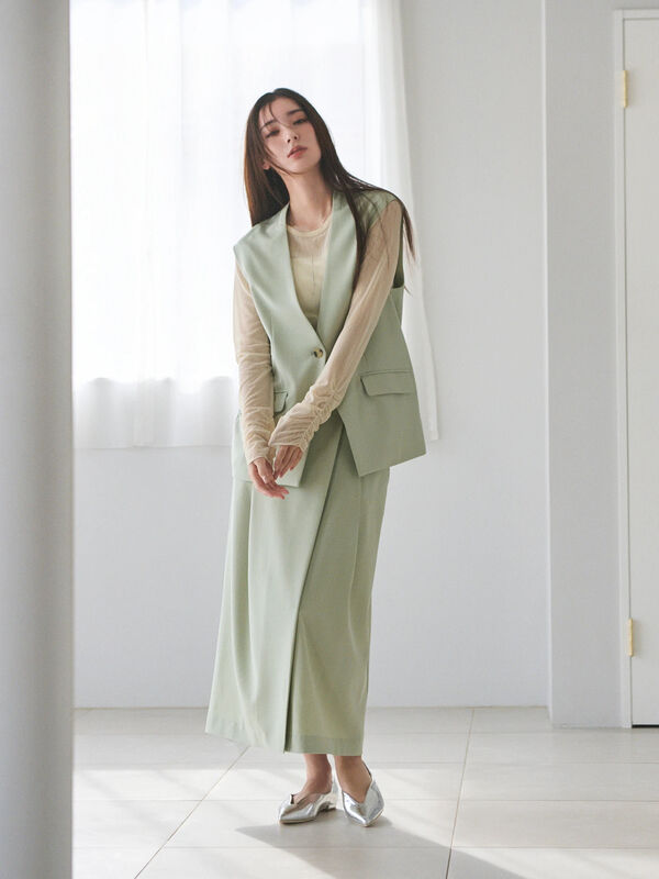 セール】 【宮本茉由着用】ランダムドットチュールギャザートップス