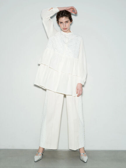 【Atelier Sucre】レースティアードロングブラウス《2025spring catalog item》（オフホワイト）｜Te chichi（テチチ）通販