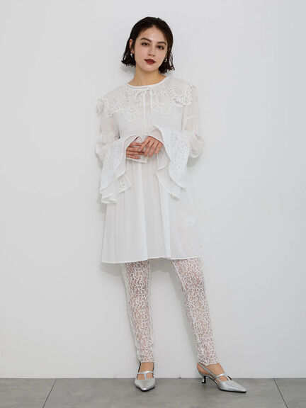【Atelier Sucre】レースフレアスリーブシャーリングブラウス《2025spring catalog item》（オフホワイト）｜Te chichi（テチチ）通販