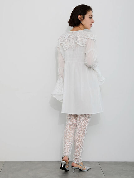【Atelier Sucre】レースフレアスリーブシャーリングブラウス《2025spring catalog item》（オフホワイト）｜Te chichi（テチチ）通販