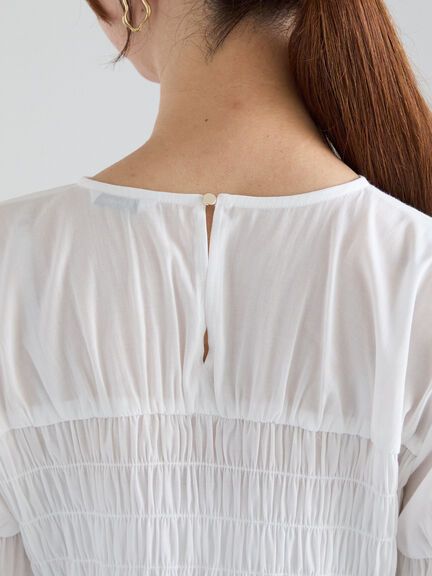 【Atelier Sucre】レースフレアスリーブシャーリングブラウス《2025spring catalog item》（オフホワイト）｜Te chichi（テチチ）通販