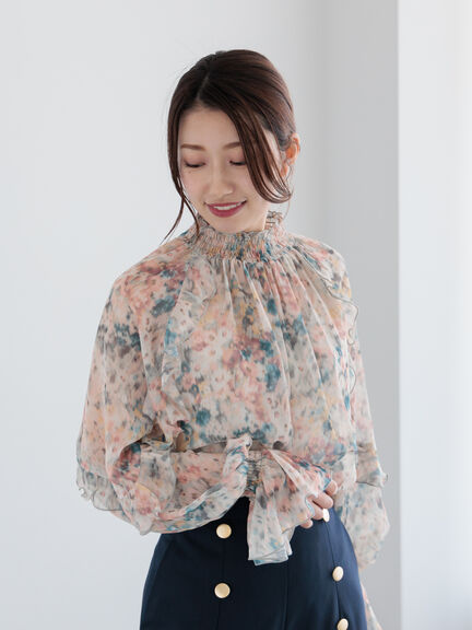 フラワープリントシアーフリルブラウス《2025spring catalog item》（ピンク/ブルー）｜Te chichi（テチチ）通販