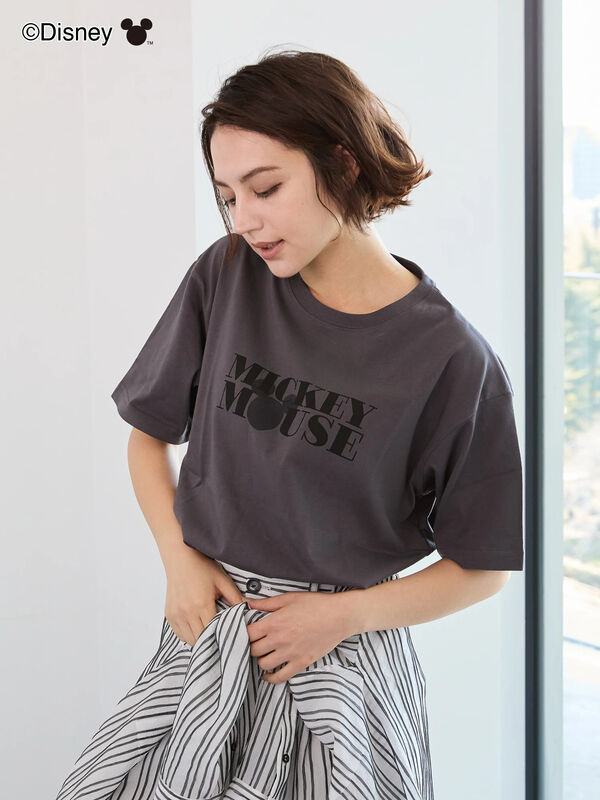 【Disney】ミッキー/ロゴTシャツ（チャコールグレー）｜Te chichi（テチチ）通販
