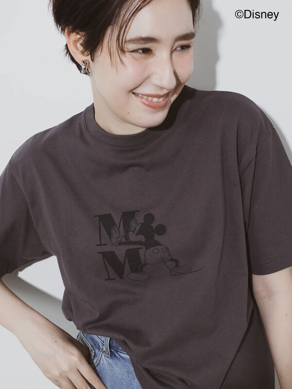 【Disney】ミッキー/ワンカラー刺繍Tシャツ（オフホワイト/チャコールグレー/ベージュ）｜Te chichi（テチチ）通販