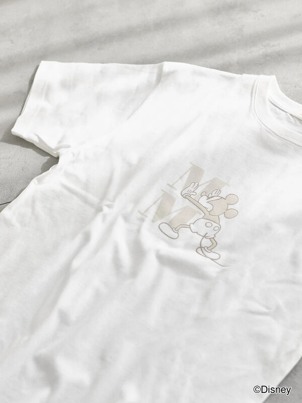 【Disney】ミッキー/ワンカラー刺繍Tシャツ（オフホワイト）｜Te chichi（テチチ）通販