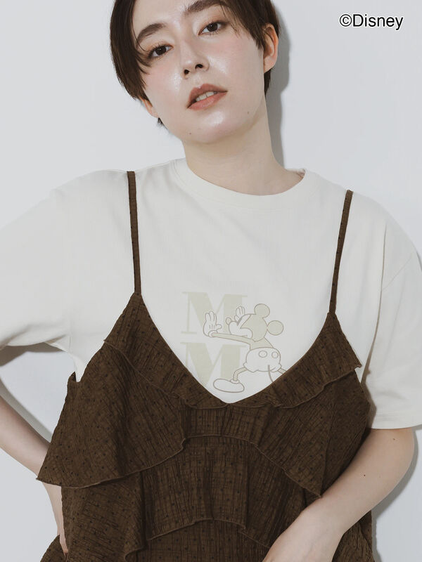 【Disney】ミッキー/ワンカラー刺繍Tシャツ（ベージュ）｜Te chichi（テチチ）通販
