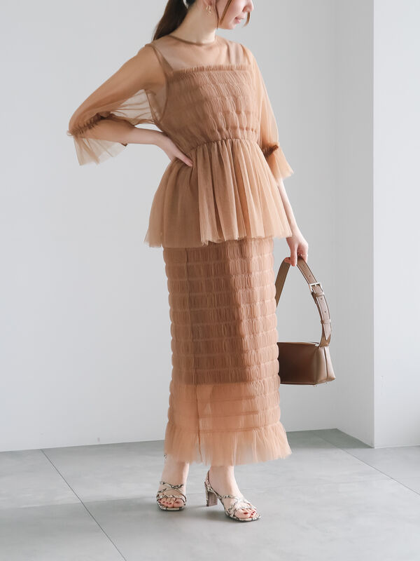 完売品 pium シャーリングチュールフリルブラウス セール】 チュール