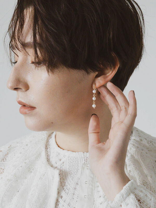 揺れる淡水パールピアス（ゴールド）｜Te chichi（テチチ）通販