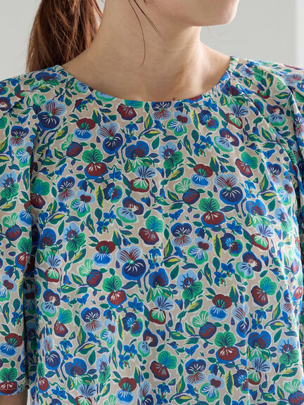 【LIBERTY】フレアーワンピース《2025summer catalog item》（ベージュ/グリーン）｜Te chichi（テチチ）通販
