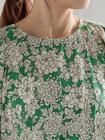 【LIBERTY】フレアーワンピース《2025summer catalog item》（ベージュ/グリーン）｜Te chichi（テチチ）通販