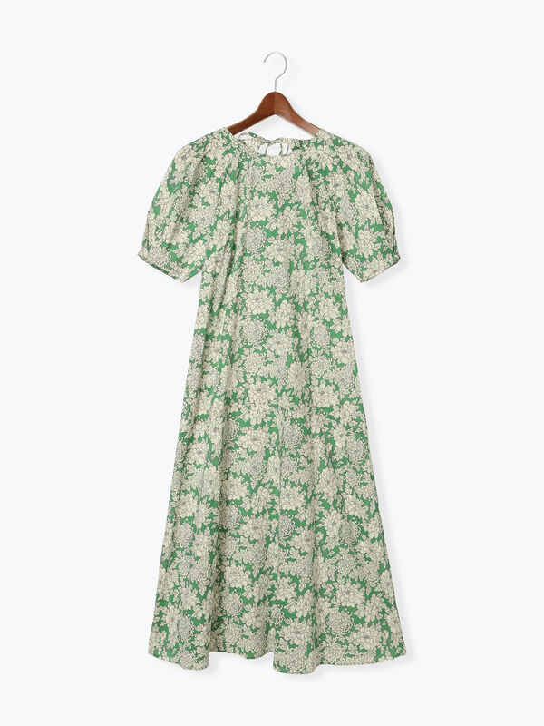 LIBERTY】フレアーワンピース《2025summer catalog item