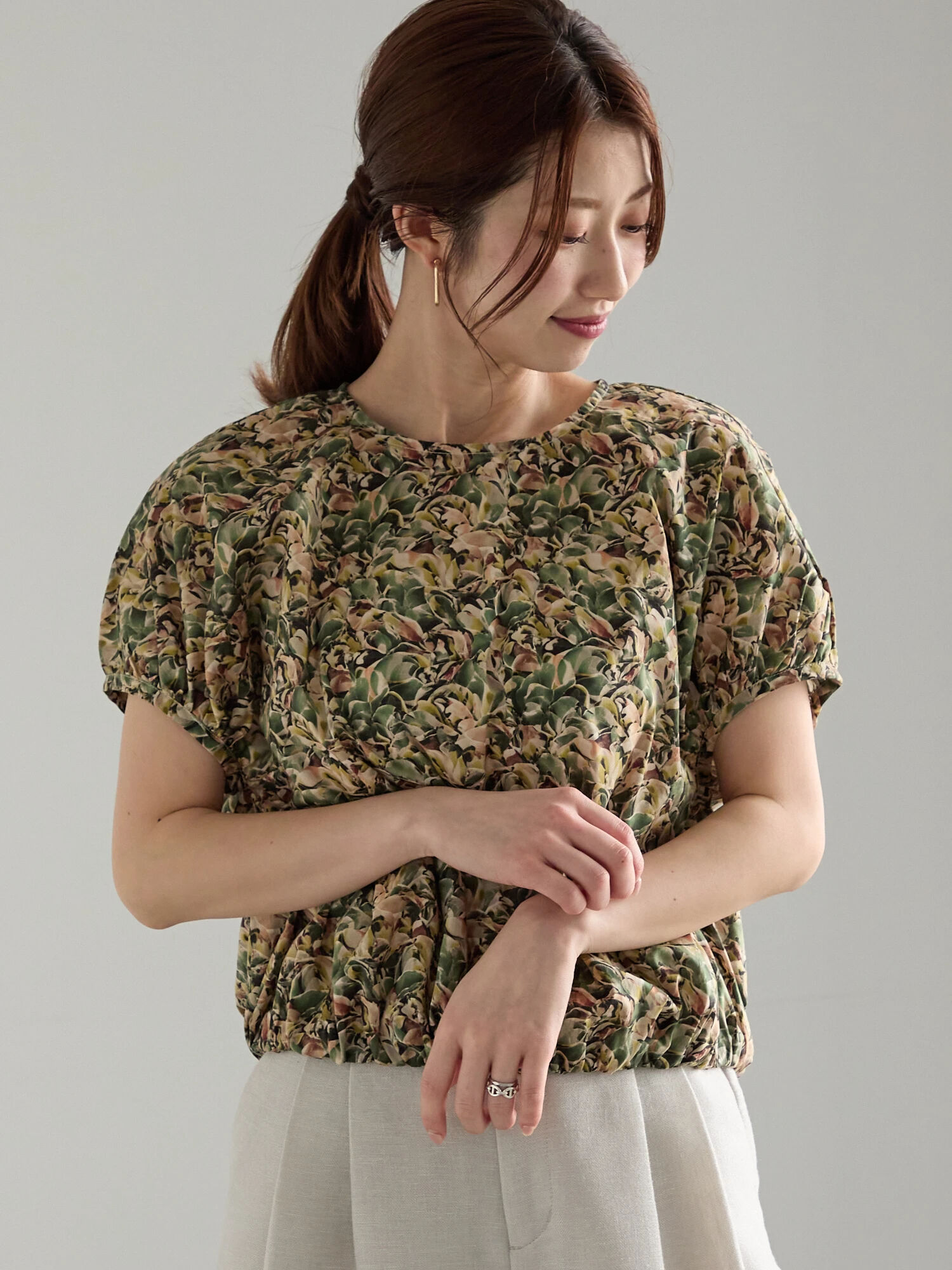 LIBERTY】パフスリーブブラウス《2025summer catalog item LIBERTY】パフスリーブブラウス《2025summer catalog item