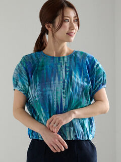 LIBERTY】パフスリーブブラウス《2025summer catalog item LIBERTY】パフスリーブブラウス《2025summer catalog item