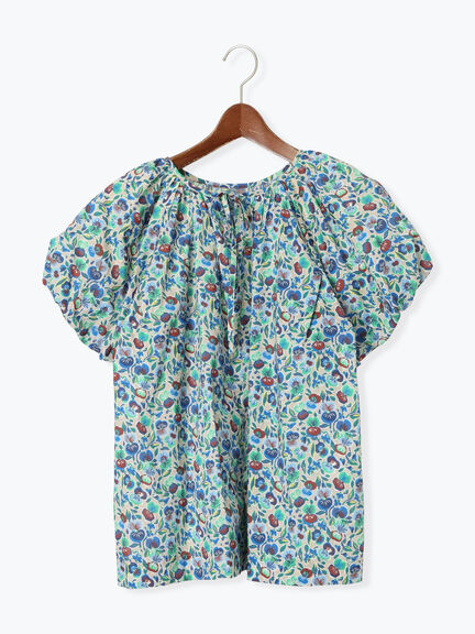 【LIBERTY】バルーンスリーブブラウス《2025summer catalog item》（ベージュ/グリーン）｜Te chichi（テチチ）通販