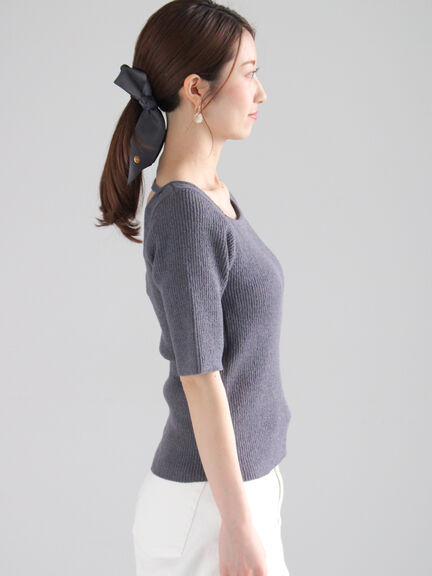 バックオープンブークレプルオーバー《2025summer catalog item》（オフホワイト/チャコールグレー/ブラウン）｜Te chichi（テチチ）通販