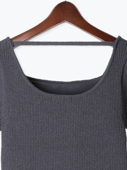 バックオープンブークレプルオーバー《2025summer catalog item》（オフホワイト/チャコールグレー/ブラウン）｜Te chichi（テチチ）通販