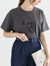 デザインロゴプリントTシャツ《2025summer catalog item》（チャコールグレー）｜Te chichi（テチチ）通販