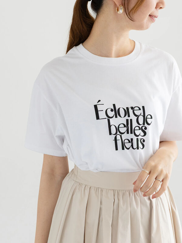 デザインロゴプリントTシャツ《2025summer catalog item》（ブラック）｜Te chichi（テチチ）通販
