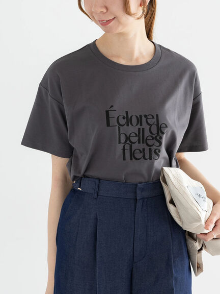 デザインロゴプリントTシャツ《2025summer catalog item》（シルバー/チャコールグレー/ブラック）｜Te chichi（テチチ）通販