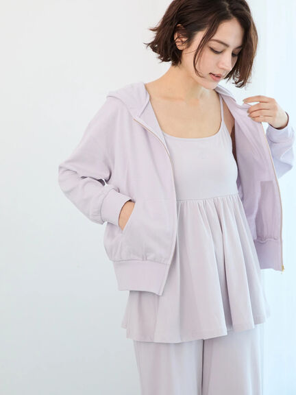 【Essentials】ワンポイント刺繍キャミプルオーバー（ラベンダー）｜Te chichi（テチチ）通販