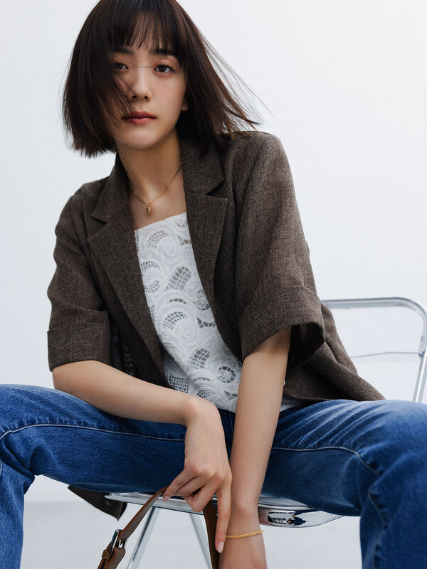 【松井愛莉着用】メッシュハーフスリーブジャケット《2025summer catalog item》（ブラウン/ネイビー）｜Te chichi（テチチ）通販