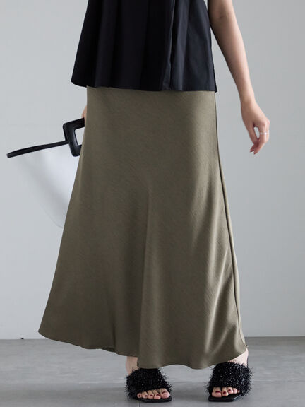 【松井愛莉着用】フィブリルロングナロースカート《2025summer catalog item》（オフホワイト/ブラウン/カーキ）｜Te chichi（テチチ）通販