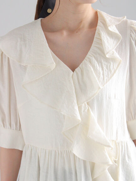 ラッフルフリルアシメブラウス《2025summer catalog item》（オフホワイト/ブラック/グリーン）｜Te chichi（テチチ）通販