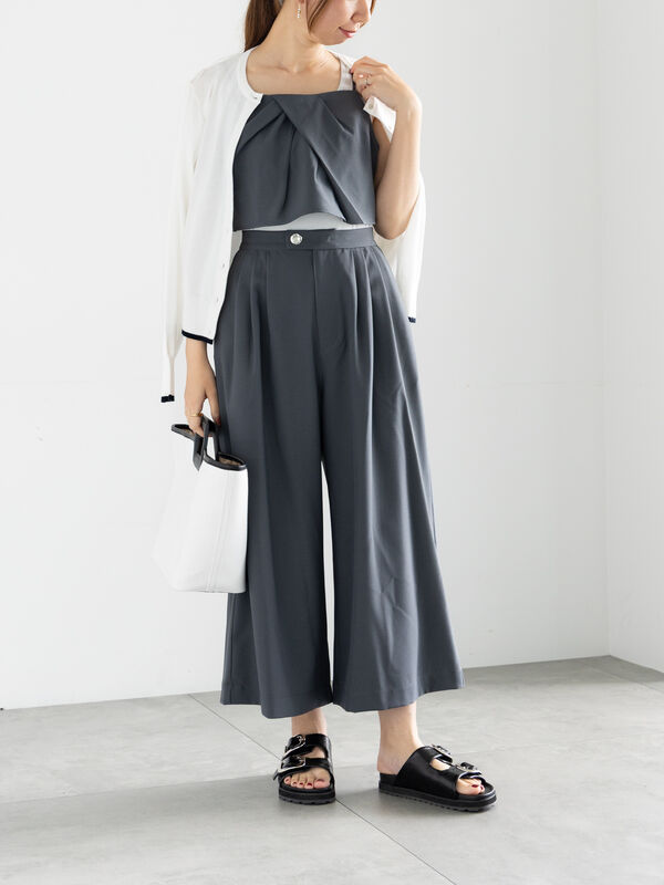 うちゃチャコールグレーXS オトナシャンブレー タックワイドパンツ（72-04PK06-205）｜ギャバジン