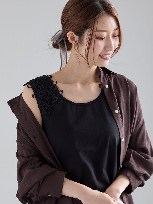 セール】 ショルダーレースタンクトップ（オフホワイト/ブラック