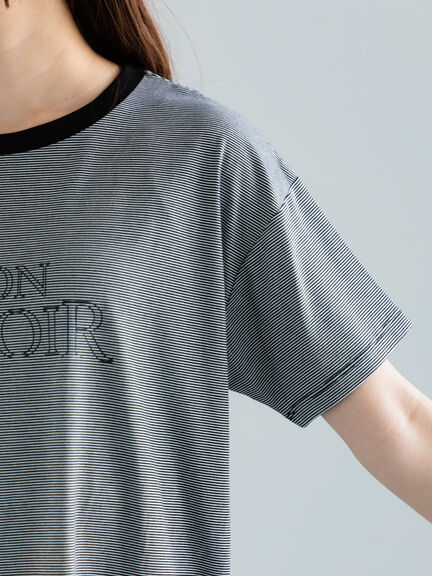 フレームロゴプリントTシャツ（オフホワイト/チャコールグレー/ブラック）｜Te chichi（テチチ）通販