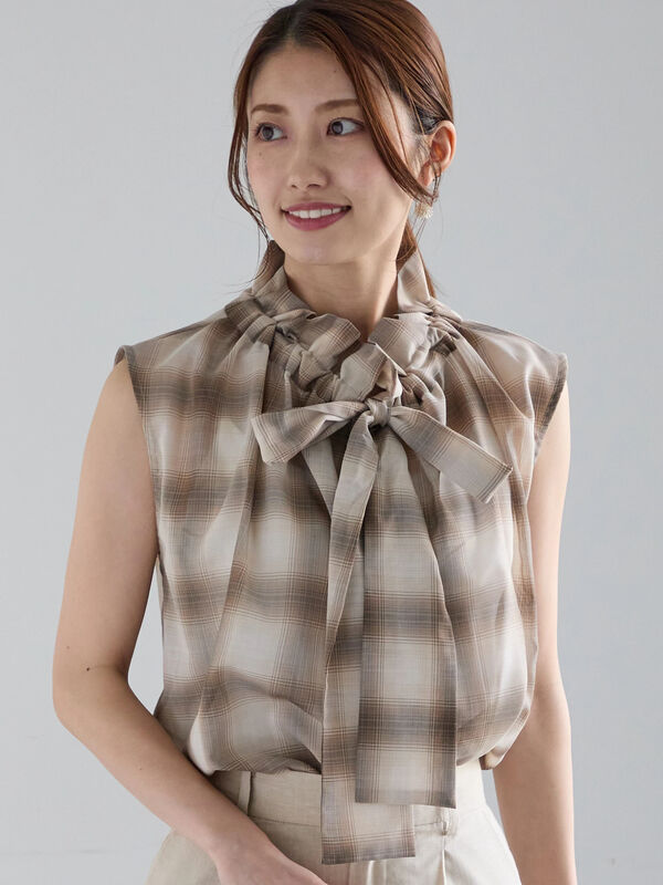 美品✨ロイスクレヨン フリル ボウタイ バンドカラー ブラウス チェックシャツ 美品✨ロイスクレヨン フリル ボウタイ バンドカラー ブラウス