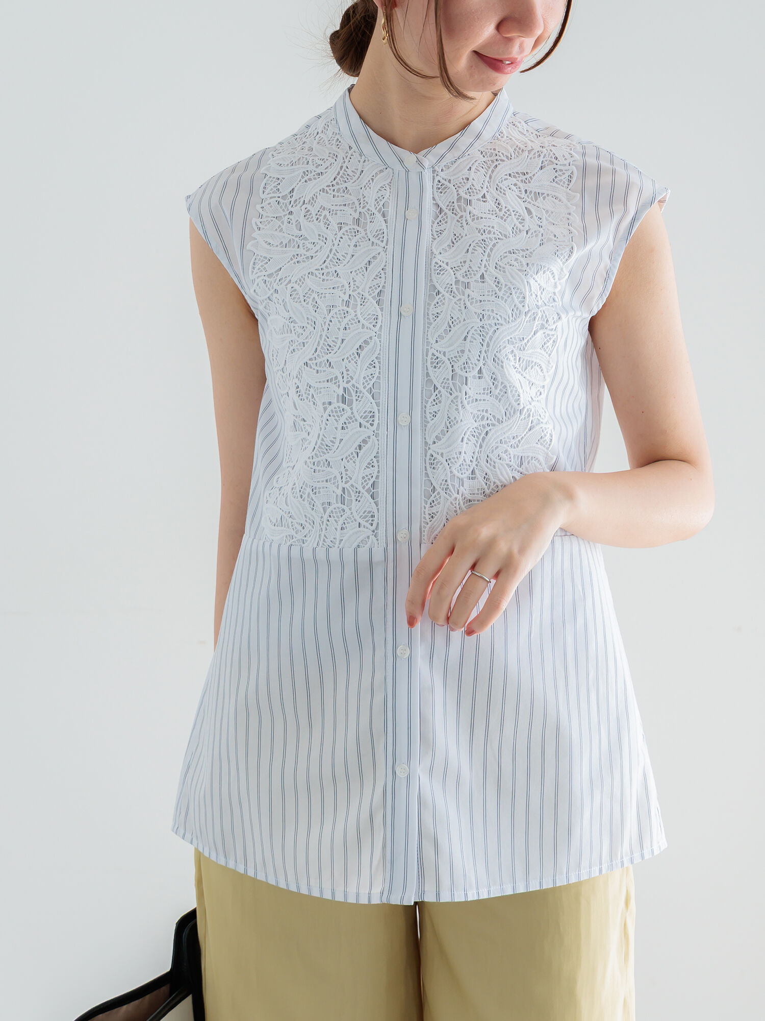 ホワイトレースノースリーブチュニック 裏地付き] ホワイトレースノースリーブチュニック