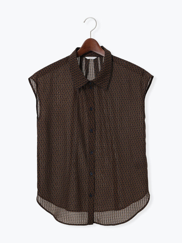 セール】 シアサッカージオメ柄シャツブラウス（オフホワイト/ネイビー