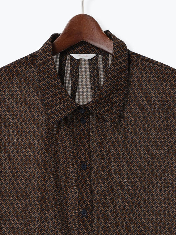 セール】 シアサッカージオメ柄シャツブラウス（オフホワイト/ネイビー