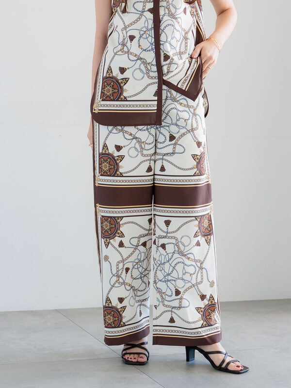 NOVESPAZIO スカーフプリントセットアップ　Mサイズ NOVESPAZIO スカーフプリントセットアップ Mサイズ セール】 スカーフ