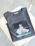 マリリンモンローチェアフォトTシャツ（チャコールグレー）｜Te chichi（テチチ）通販
